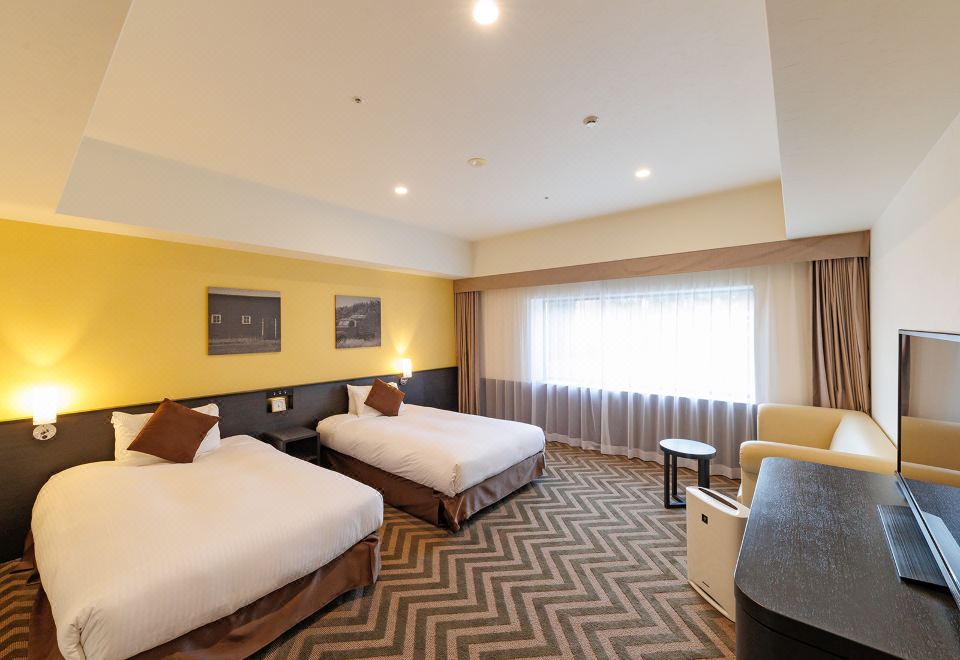 Where to Stay in Osaka 2026: 6 Best Areas + 12 Hotels Twin guest room at The Park Front Hotel at Universal Studios Japan